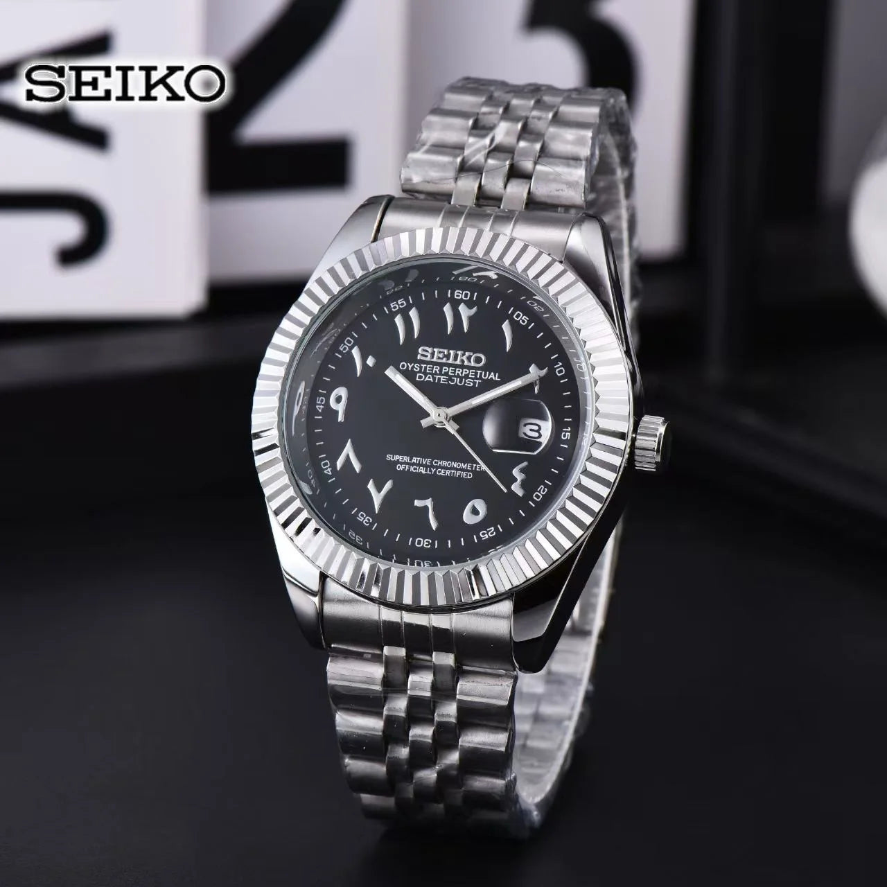 Seiko Luxe Quartz Watch – Stainless Steel Date Display