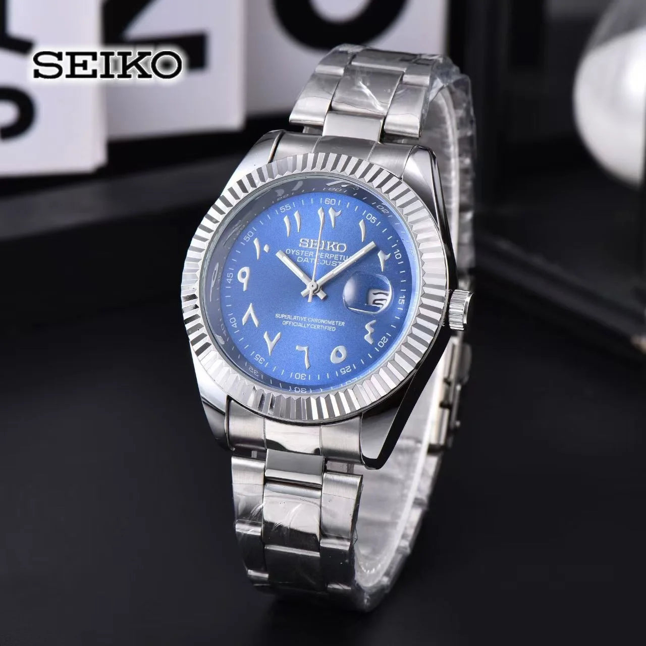 Seiko Luxe Quartz Watch – Stainless Steel Date Display